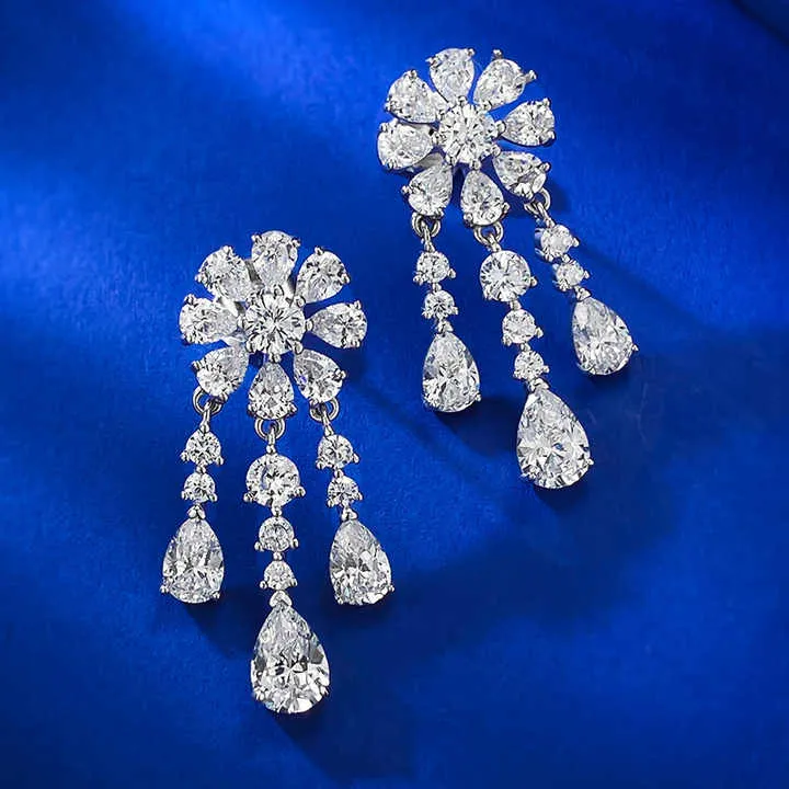 قراط فانا الفاخرة المصنوعة من الفضة الإسترلينية عيار 925Vana Luxury 925 Sterling Silver Earrings