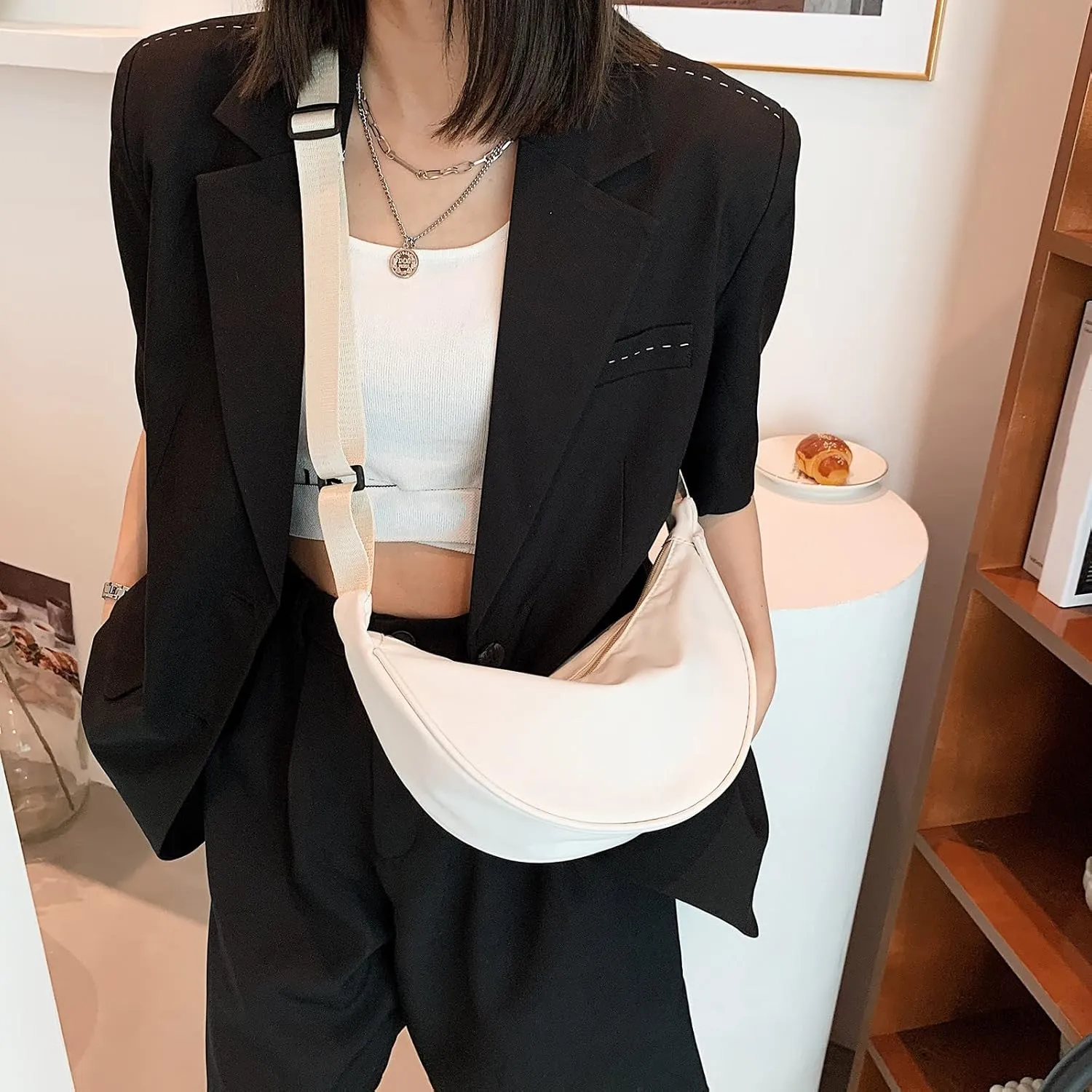 Ladies Simple Solid Colour Nylon Crossbody Bag Dumpling Bag Lightweight Small Satchel Underarm Bag (White, One Size)