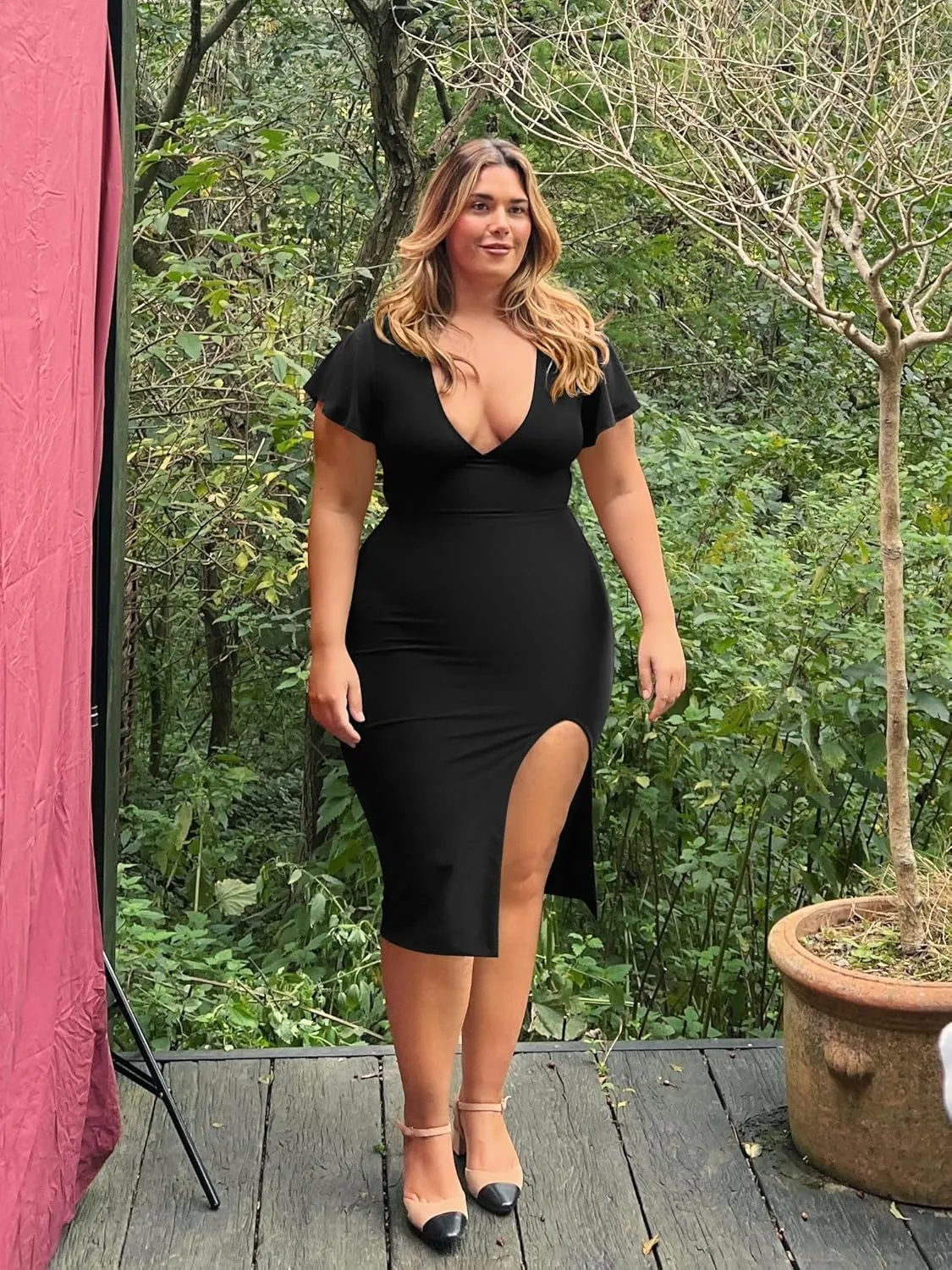LAGSHIAN Women's Plus Size Sexy Bodycon V Neck Ruffle Short Sleeve Split Hem Midi Pencil Dress