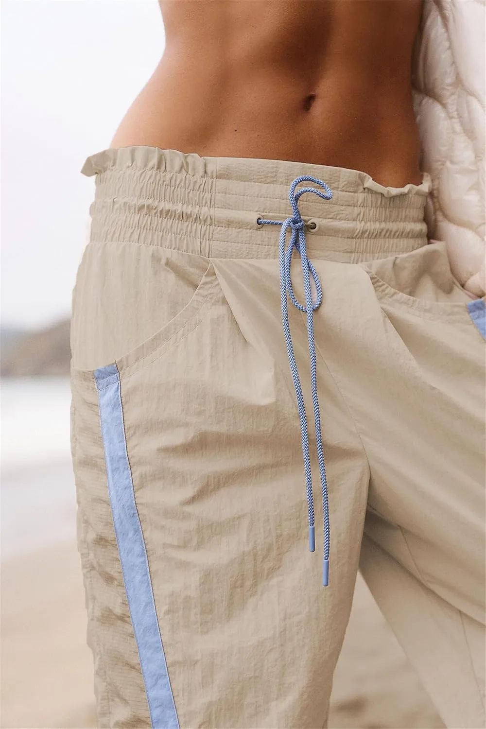 Miqil Women Y2K Striped Sweatpants Loose Wide Leg Drawstring Side Stripe Track Pants Elastic Waist Baggy Joggers