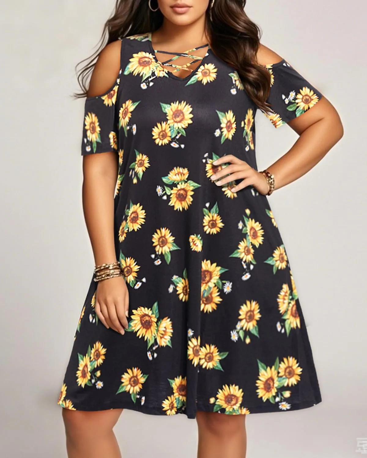 Pinup Fashion Women's Plus Size Sun Dress Cold Shoulder Casual T-Shirt Knee Length Sundresses with Pockets