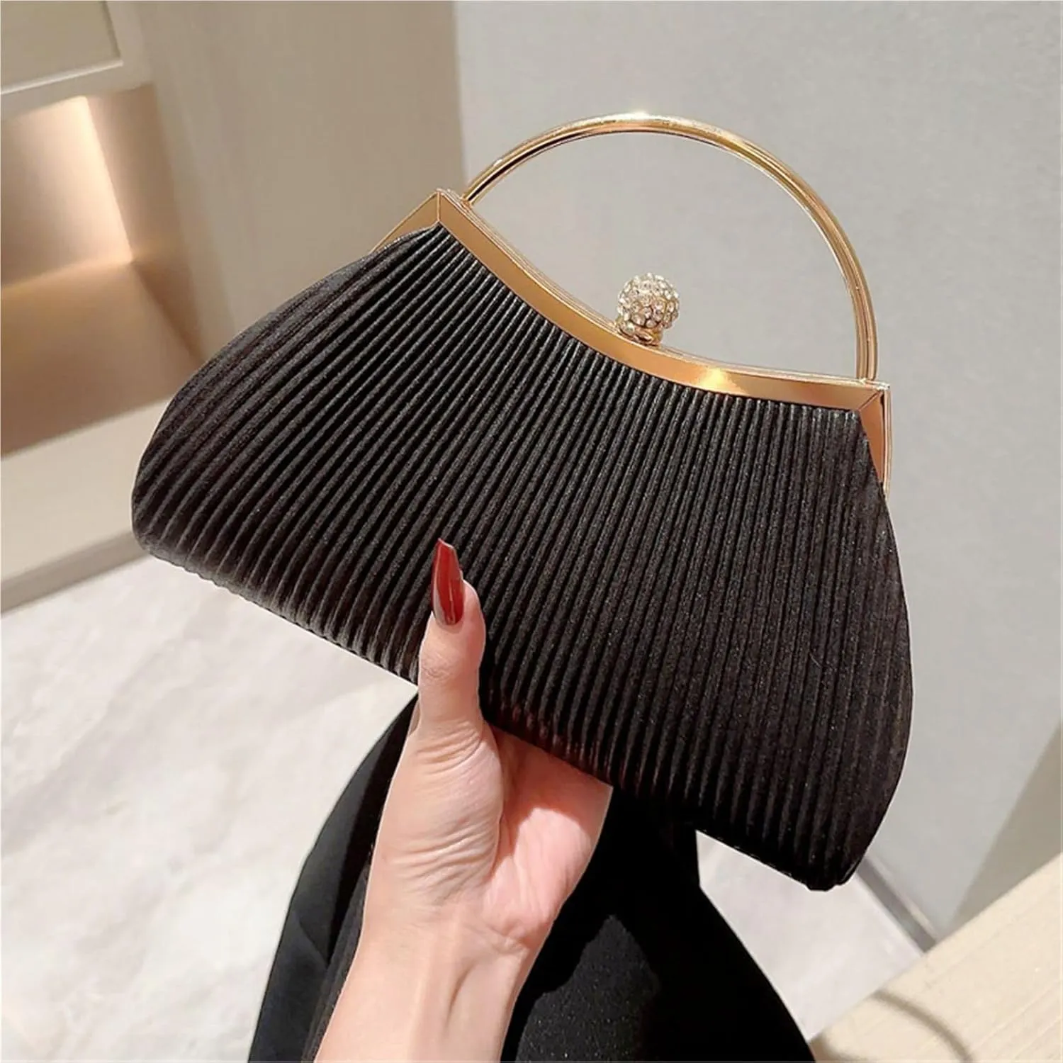 Pleated Evening Handbag Women Top Handle Clutch Wedding Dressed Clip Bag Diamond Party Purse